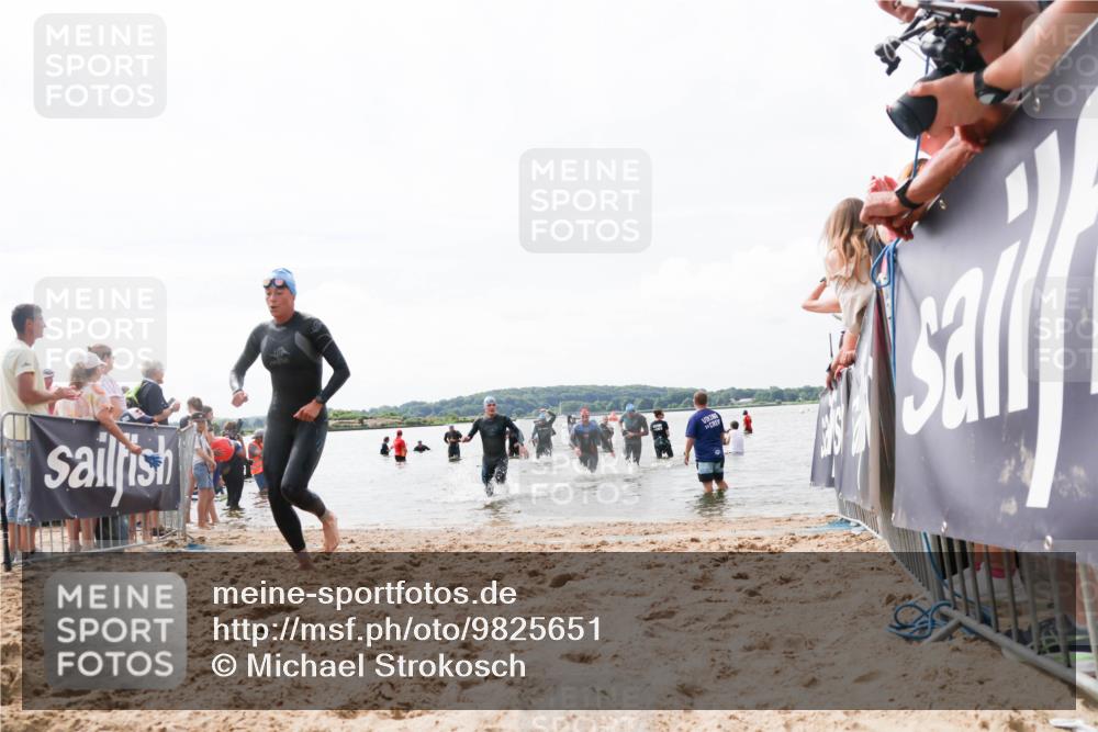 21.06.2026 - Viking Triathlon Michael Strokosch http://msf.ph/oto/9825651 21.06.2026 10:35:18 Schwimmen 18, 73, 100, 372, 568, 621, 623 meine-sportfotos.de