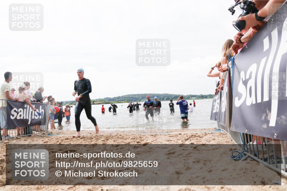 21.06.2026 - Viking Triathlon Michael Strokosch http://msf.ph/oto/9825659 21.06.2026 10:35:20 Schwimmen 18, 73, 100, 372, 490, 568, 623 meine-sportfotos.de