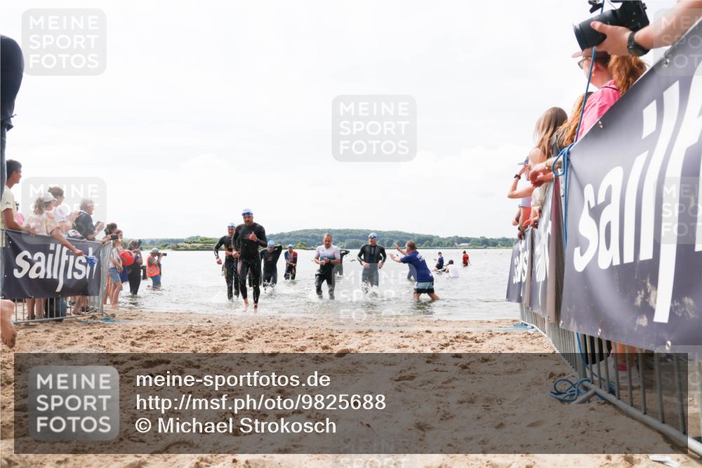 21.06.2026 - Viking Triathlon Michael Strokosch http://msf.ph/oto/9825688 21.06.2026 10:35:30 Schwimmen 49, 73, 136, 194, 242, 311, 332, 380, 430, 490, 501, 551 meine-sportfotos.de