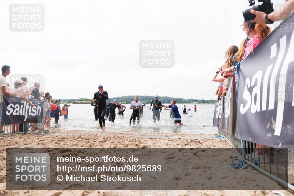 21.06.2026 - Viking Triathlon Michael Strokosch http://msf.ph/oto/9825689 21.06.2026 10:35:30 Schwimmen 49, 73, 136, 194, 242, 311, 332, 380, 430, 490, 501, 551 meine-sportfotos.de