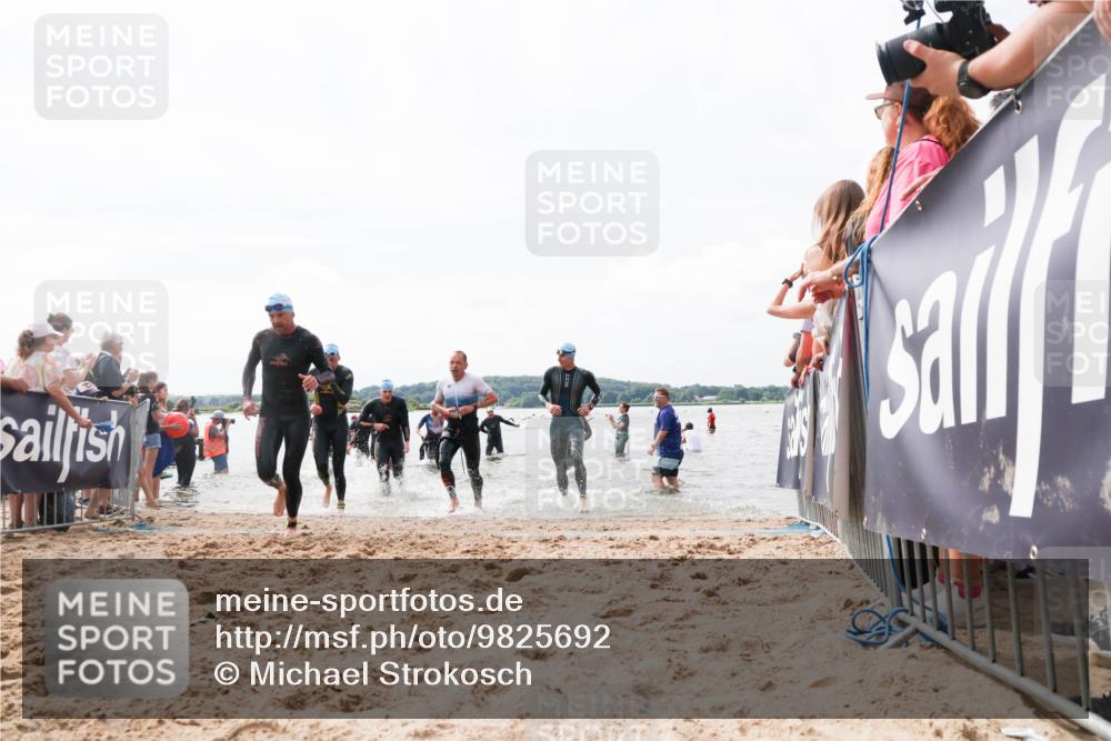 21.06.2026 - Viking Triathlon Michael Strokosch http://msf.ph/oto/9825692 21.06.2026 10:35:31 Schwimmen 49, 73, 136, 194, 242, 311, 332, 380, 430, 490, 501, 551 meine-sportfotos.de