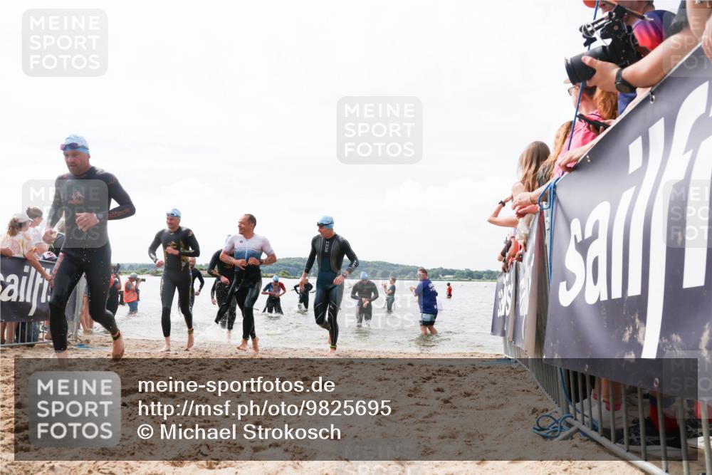 21.06.2026 - Viking Triathlon Michael Strokosch http://msf.ph/oto/9825695 21.06.2026 10:35:32 Schwimmen 49, 136, 194, 242, 311, 332, 380, 430, 490, 501, 551 meine-sportfotos.de