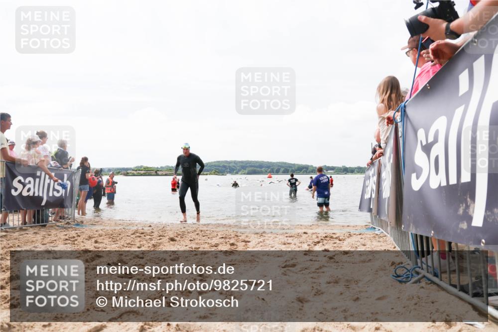 21.06.2026 - Viking Triathlon Michael Strokosch http://msf.ph/oto/9825721 21.06.2026 10:35:41 Schwimmen 49, 226, 311, 332, 501, 551 meine-sportfotos.de