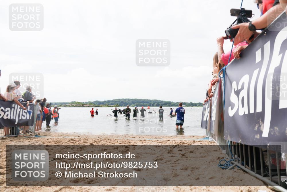 21.06.2026 - Viking Triathlon Michael Strokosch http://msf.ph/oto/9825753 21.06.2026 10:35:55 Schwimmen 137, 202, 472, 651 meine-sportfotos.de