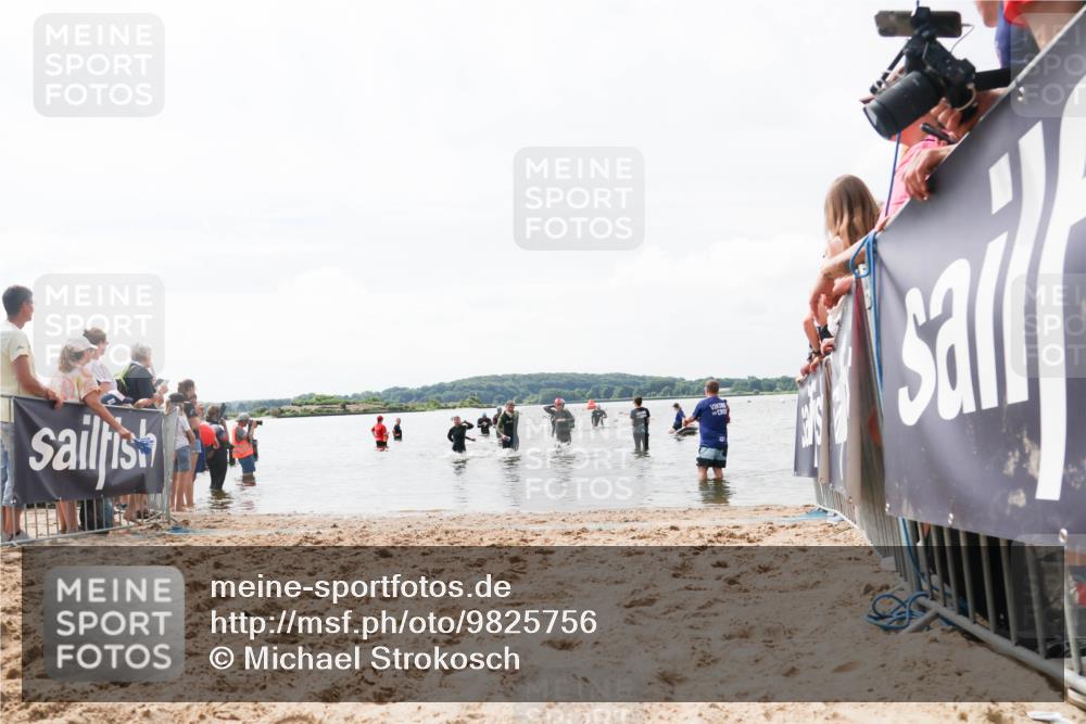 21.06.2026 - Viking Triathlon Michael Strokosch http://msf.ph/oto/9825756 21.06.2026 10:35:56 Schwimmen 137, 202, 472, 651 meine-sportfotos.de