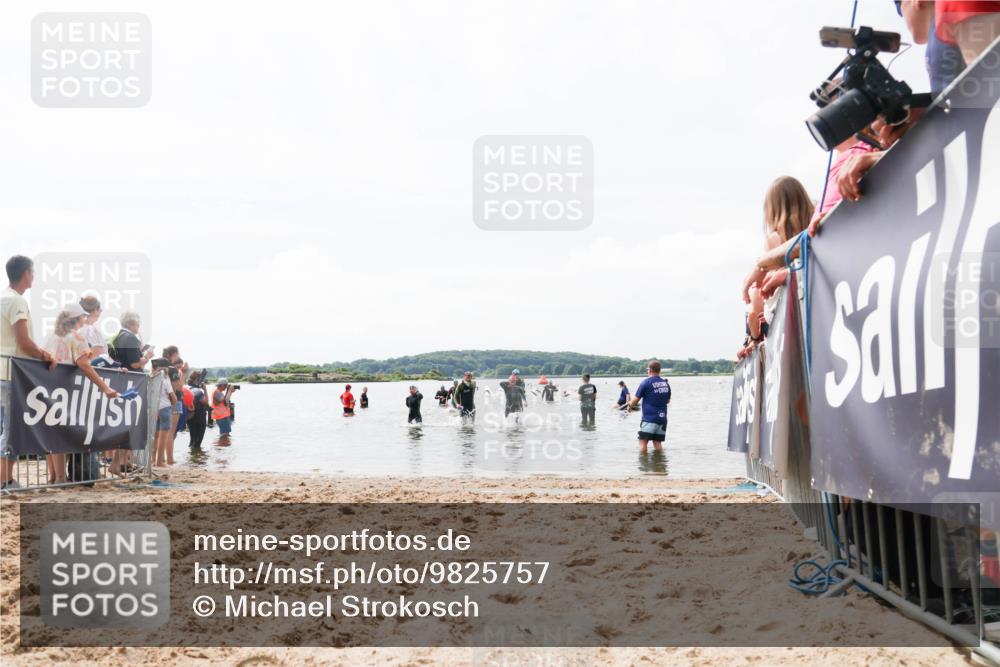 21.06.2026 - Viking Triathlon Michael Strokosch http://msf.ph/oto/9825757 21.06.2026 10:35:56 Schwimmen 137, 202, 472, 651 meine-sportfotos.de