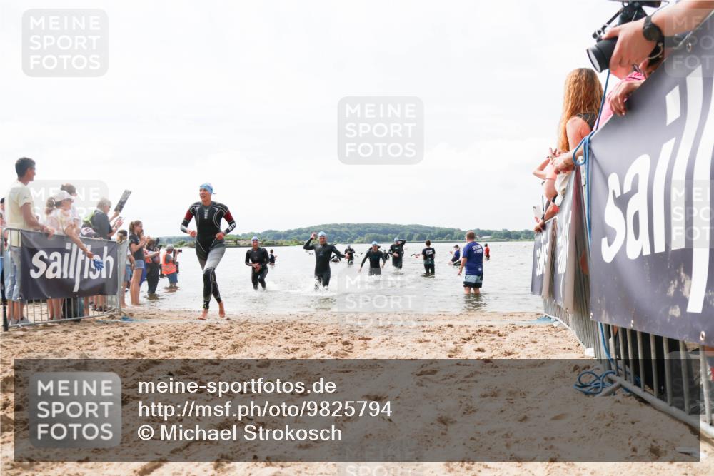 21.06.2026 - Viking Triathlon Michael Strokosch http://msf.ph/oto/9825794 21.06.2026 10:36:08 Schwimmen 20, 137, 200, 202, 360, 472, 530, 560, 651 meine-sportfotos.de