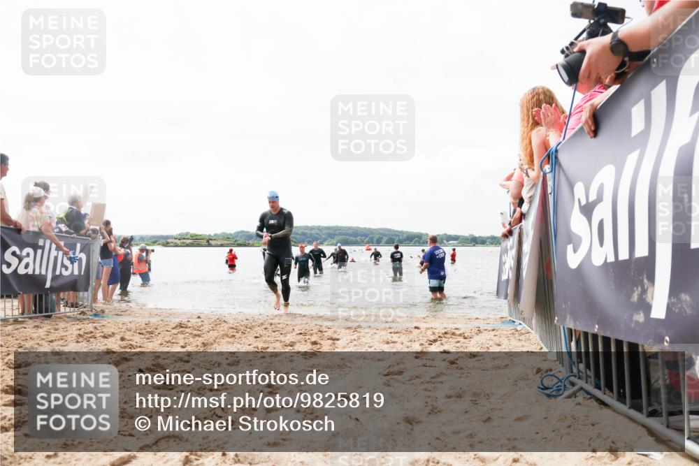 21.06.2026 - Viking Triathlon Michael Strokosch http://msf.ph/oto/9825819 21.06.2026 10:36:17 Schwimmen 200, 323, 360, 530, 556, 560, 656 meine-sportfotos.de
