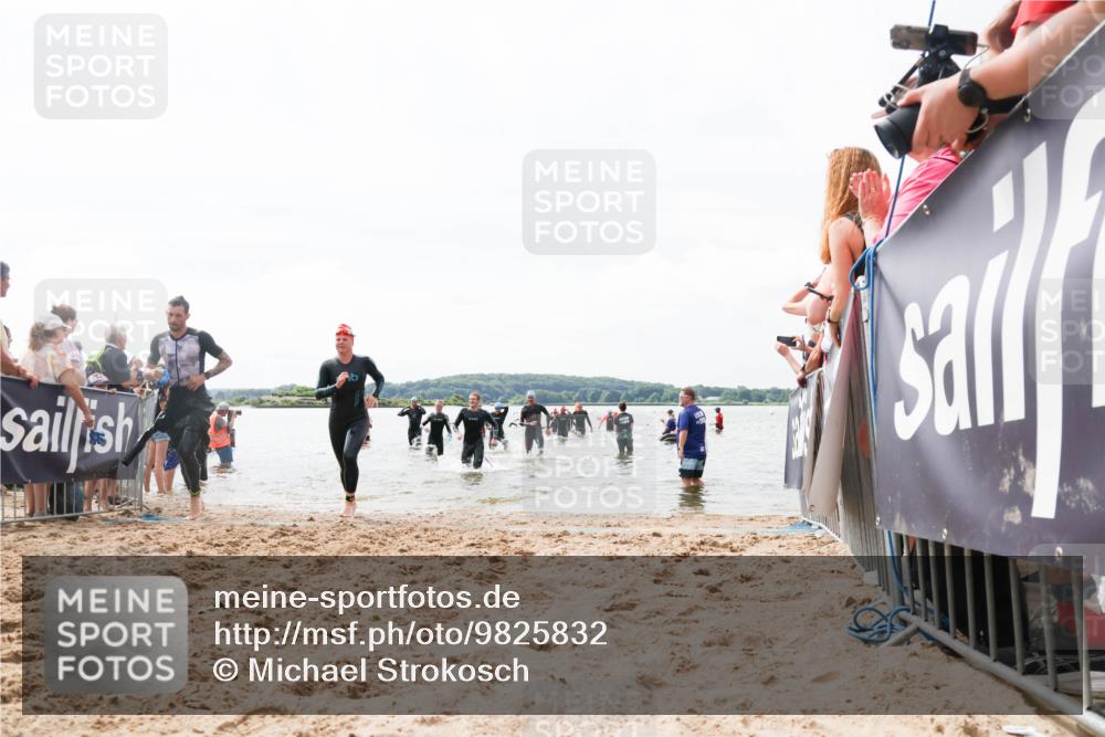 21.06.2026 - Viking Triathlon Michael Strokosch http://msf.ph/oto/9825832 21.06.2026 10:36:21 Schwimmen 16, 113, 205, 323, 556, 560, 656 meine-sportfotos.de