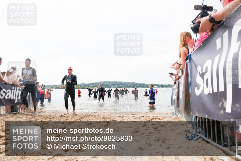 21.06.2026 - Viking Triathlon Michael Strokosch http://msf.ph/oto/9825833 21.06.2026 10:36:21 Schwimmen 16, 113, 205, 323, 556, 560, 656 meine-sportfotos.de