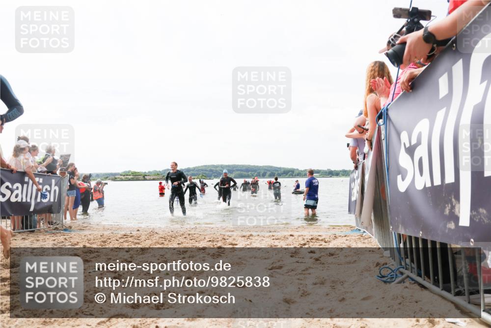 21.06.2026 - Viking Triathlon Michael Strokosch http://msf.ph/oto/9825838 21.06.2026 10:36:23 Schwimmen 16, 113, 205, 323, 556, 560, 656 meine-sportfotos.de