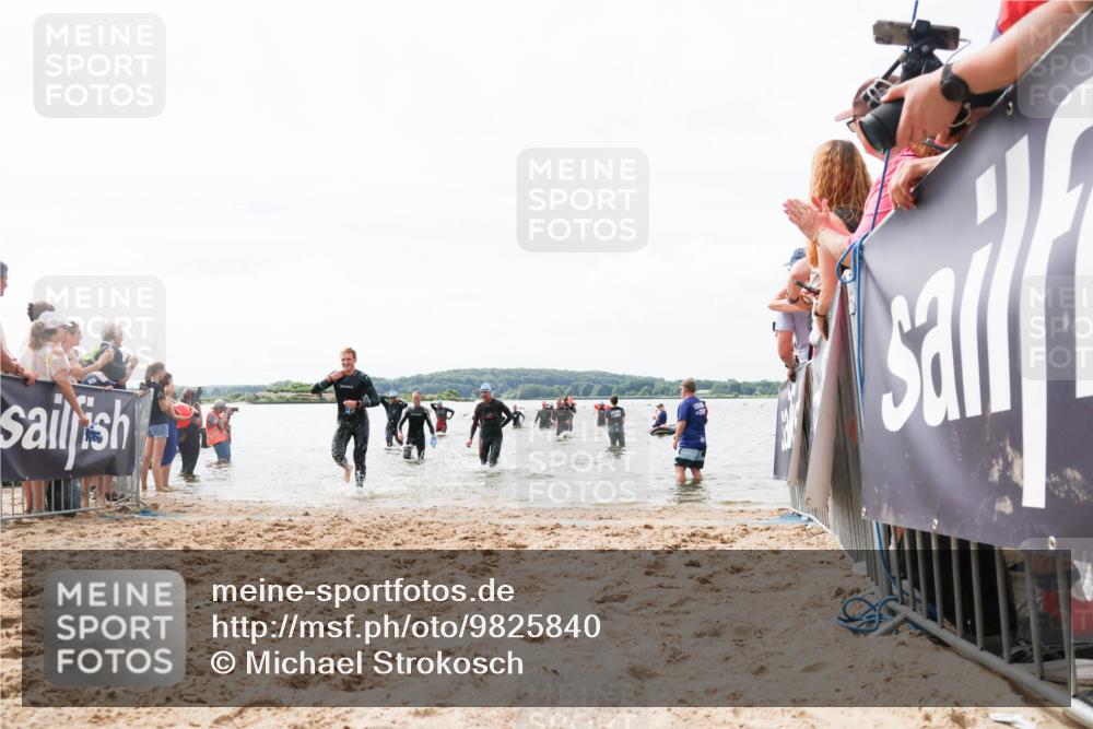 21.06.2026 - Viking Triathlon Michael Strokosch http://msf.ph/oto/9825840 21.06.2026 10:36:24 Schwimmen 16, 43, 113, 205, 323, 556, 656 meine-sportfotos.de