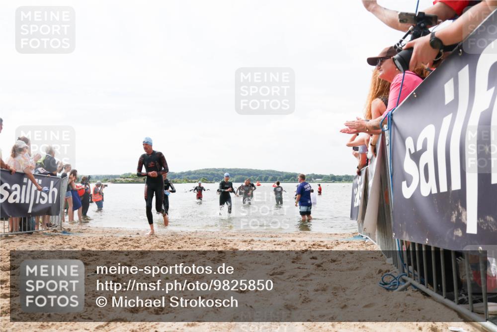 21.06.2026 - Viking Triathlon Michael Strokosch http://msf.ph/oto/9825850 21.06.2026 10:36:27 Schwimmen 16, 43, 113, 205, 323, 475, 556, 604, 656 meine-sportfotos.de