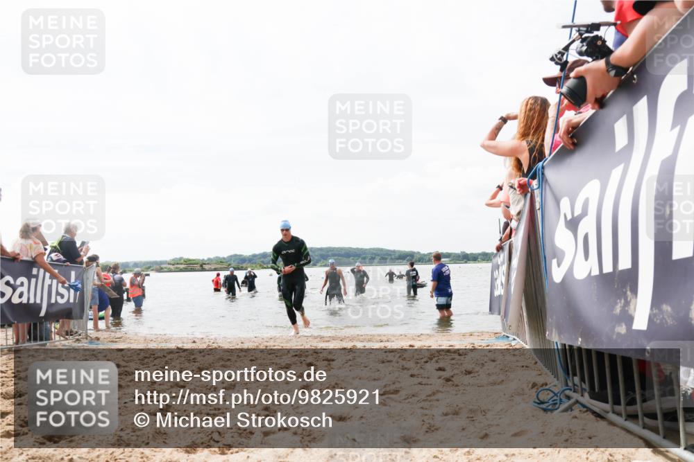 21.06.2026 - Viking Triathlon Michael Strokosch http://msf.ph/oto/9825921 21.06.2026 10:36:51 Schwimmen 68, 87, 219, 364, 526, 606, 648 meine-sportfotos.de