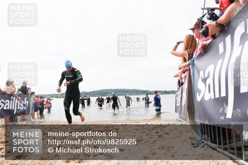 21.06.2026 - Viking Triathlon Michael Strokosch http://msf.ph/oto/9825925 21.06.2026 10:36:52 Schwimmen 68, 87, 122, 219, 364, 526, 606, 648 meine-sportfotos.de