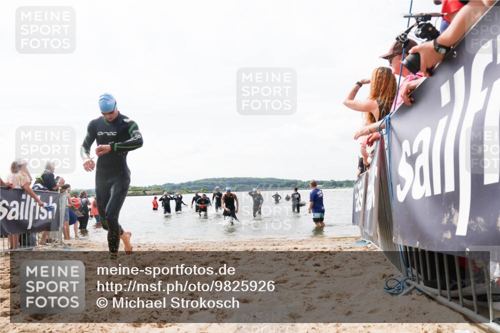 21.06.2026 - Viking Triathlon Michael Strokosch http://msf.ph/oto/9825926 21.06.2026 10:36:52 Schwimmen 68, 87, 122, 219, 364, 526, 606, 648 meine-sportfotos.de