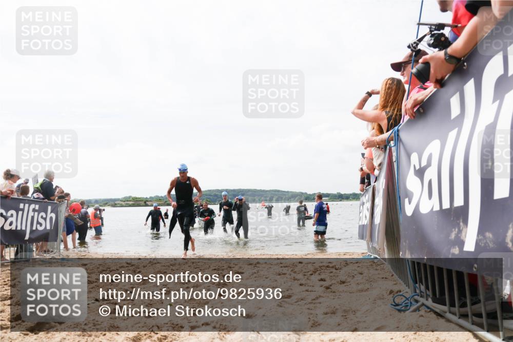 21.06.2026 - Viking Triathlon Michael Strokosch http://msf.ph/oto/9825936 21.06.2026 10:36:56 Schwimmen 68, 87, 122, 325, 364, 395, 526, 606 meine-sportfotos.de