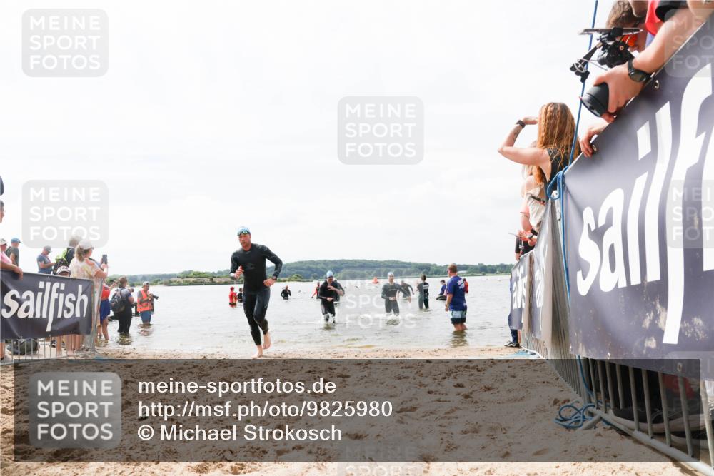 21.06.2026 - Viking Triathlon Michael Strokosch http://msf.ph/oto/9825980 21.06.2026 10:37:10 Schwimmen 84, 142, 186, 325, 395, 407, 553 meine-sportfotos.de