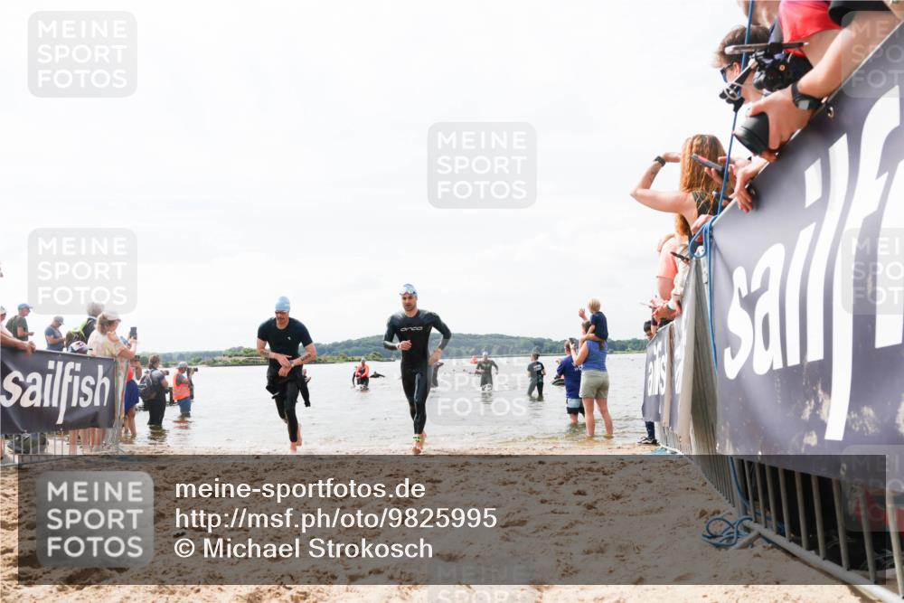21.06.2026 - Viking Triathlon Michael Strokosch http://msf.ph/oto/9825995 21.06.2026 10:37:15 Schwimmen 84, 142, 455, 553 meine-sportfotos.de