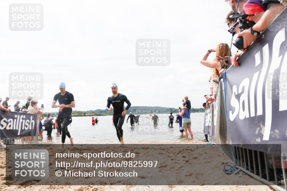 21.06.2026 - Viking Triathlon Michael Strokosch http://msf.ph/oto/9825997 21.06.2026 10:37:16 Schwimmen 84, 142, 455, 553 meine-sportfotos.de