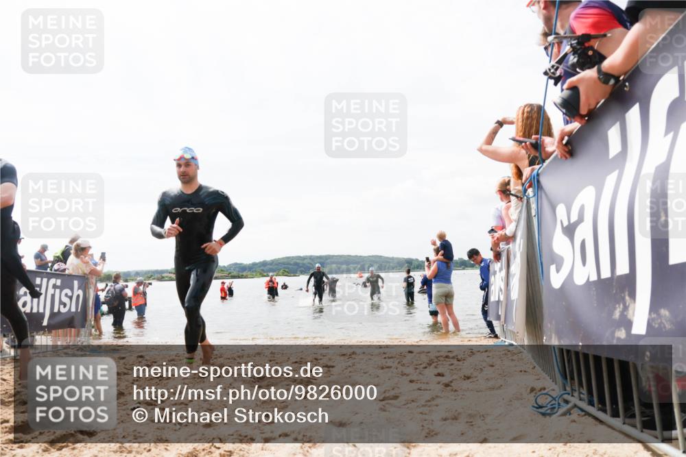 21.06.2026 - Viking Triathlon Michael Strokosch http://msf.ph/oto/9826000 21.06.2026 10:37:17 Schwimmen 84, 89, 142, 455, 553 meine-sportfotos.de