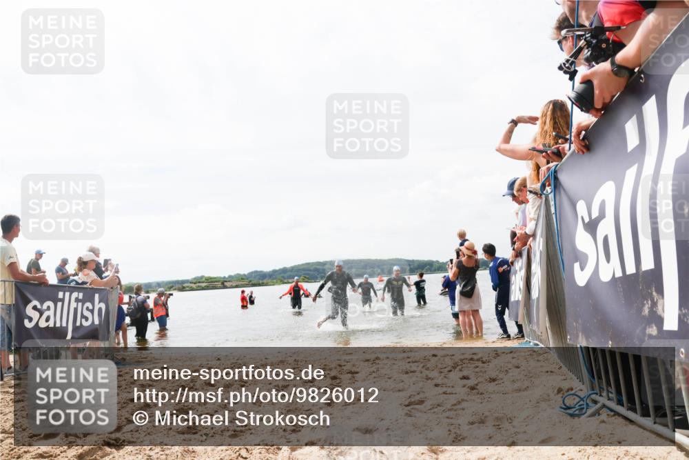 21.06.2026 - Viking Triathlon Michael Strokosch http://msf.ph/oto/9826012 21.06.2026 10:37:21 Schwimmen 64, 89, 142, 455, 553 meine-sportfotos.de
