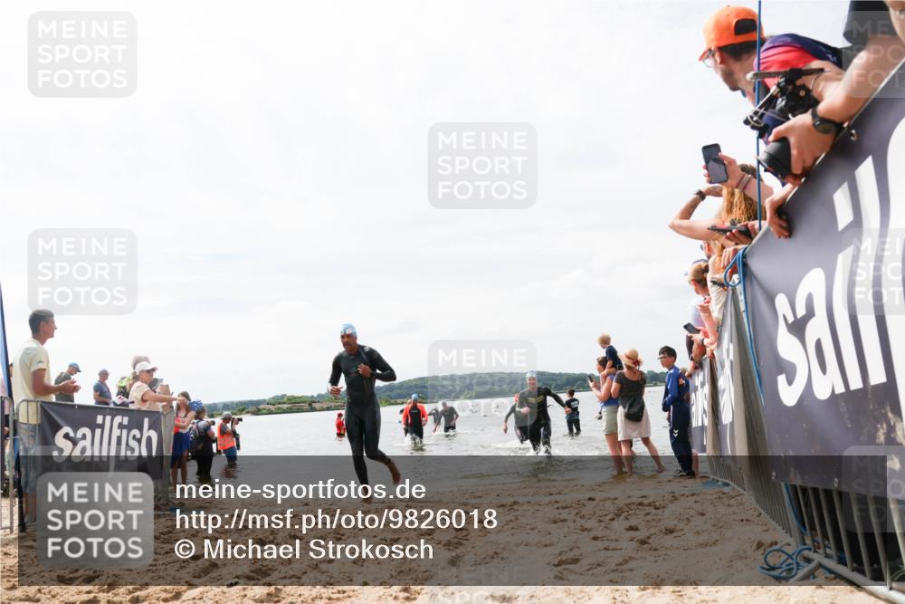 21.06.2026 - Viking Triathlon Michael Strokosch http://msf.ph/oto/9826018 21.06.2026 10:37:23 Schwimmen 64, 89, 370, 455 meine-sportfotos.de