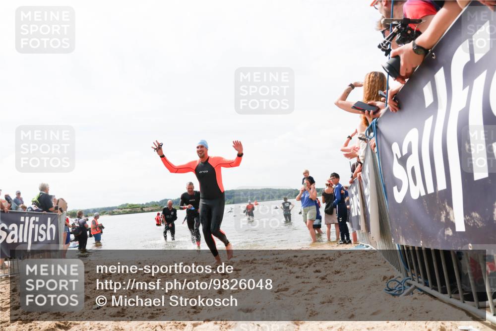 21.06.2026 - Viking Triathlon Michael Strokosch http://msf.ph/oto/9826048 21.06.2026 10:37:33 Schwimmen 64, 111, 239, 370, 450, 545 meine-sportfotos.de