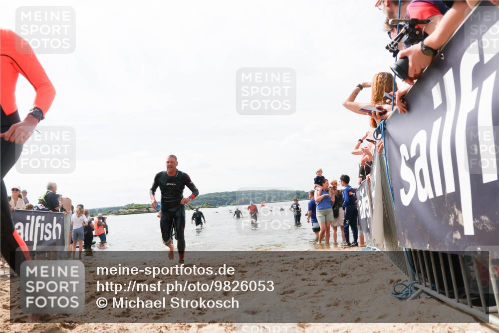 21.06.2026 - Viking Triathlon Michael Strokosch http://msf.ph/oto/9826053 21.06.2026 10:37:35 Schwimmen 64, 111, 239, 370, 450, 545 meine-sportfotos.de