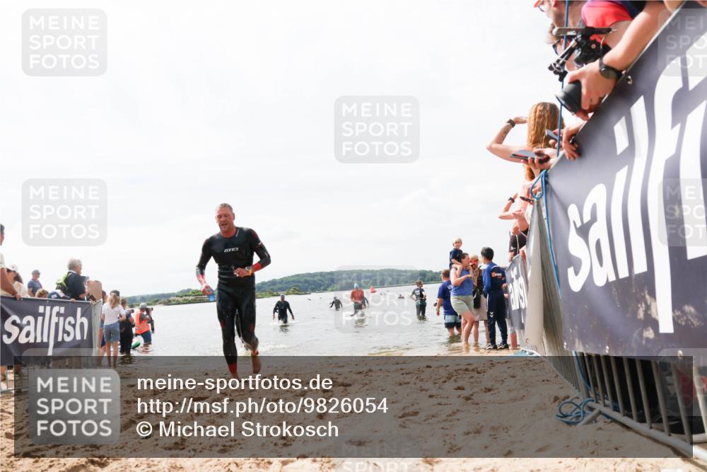 21.06.2026 - Viking Triathlon Michael Strokosch http://msf.ph/oto/9826054 21.06.2026 10:37:35 Schwimmen 64, 111, 239, 370, 450, 545 meine-sportfotos.de