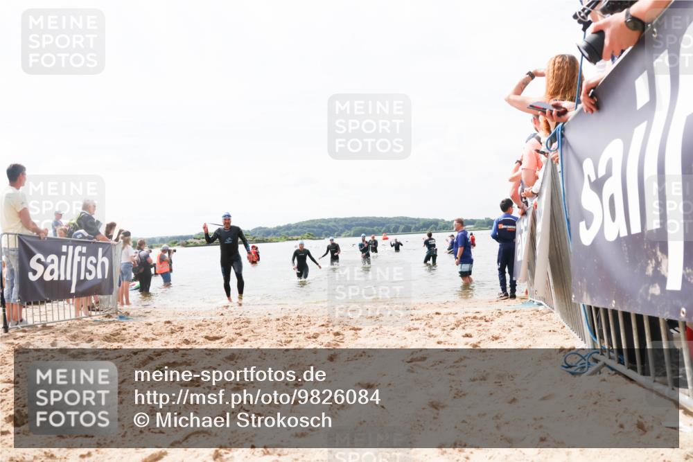 21.06.2026 - Viking Triathlon Michael Strokosch http://msf.ph/oto/9826084 21.06.2026 10:37:45 Schwimmen 197, 239, 243, 467, 513, 545 meine-sportfotos.de