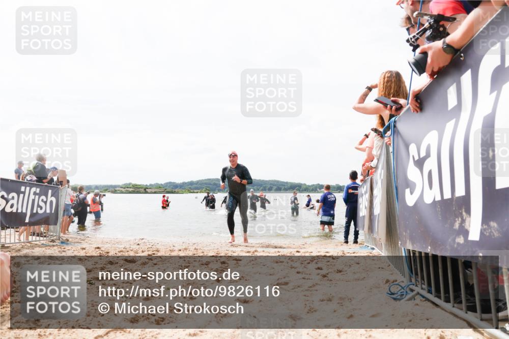 21.06.2026 - Viking Triathlon Michael Strokosch http://msf.ph/oto/9826116 21.06.2026 10:37:56 Schwimmen 171, 197, 243, 285, 449, 467, 633 meine-sportfotos.de