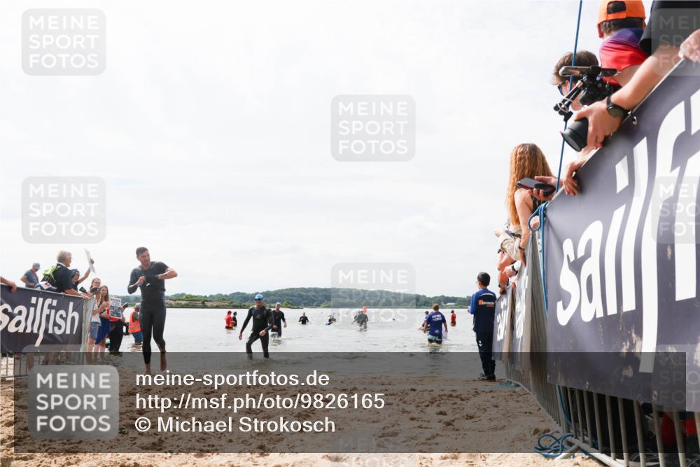 21.06.2026 - Viking Triathlon Michael Strokosch http://msf.ph/oto/9826165 21.06.2026 10:38:13 Schwimmen 80, 99, 241, 315 meine-sportfotos.de