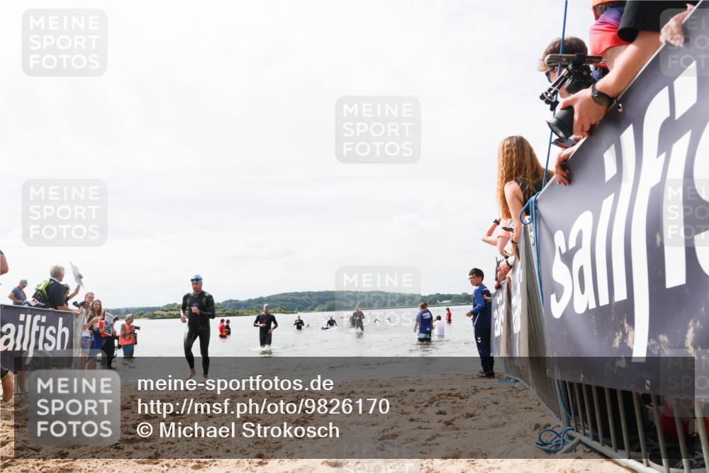 21.06.2026 - Viking Triathlon Michael Strokosch http://msf.ph/oto/9826170 21.06.2026 10:38:14 Schwimmen 80, 99, 241, 315 meine-sportfotos.de
