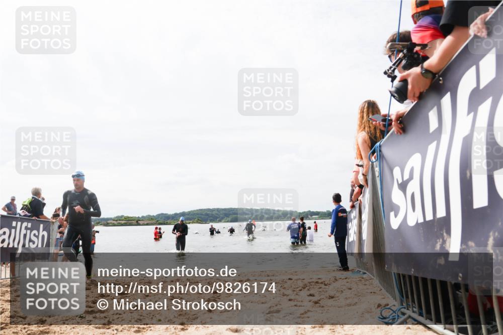 21.06.2026 - Viking Triathlon Michael Strokosch http://msf.ph/oto/9826174 21.06.2026 10:38:16 Schwimmen 80, 99, 315 meine-sportfotos.de