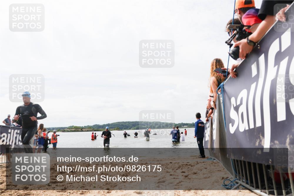 21.06.2026 - Viking Triathlon Michael Strokosch http://msf.ph/oto/9826175 21.06.2026 10:38:16 Schwimmen 80, 99, 315 meine-sportfotos.de