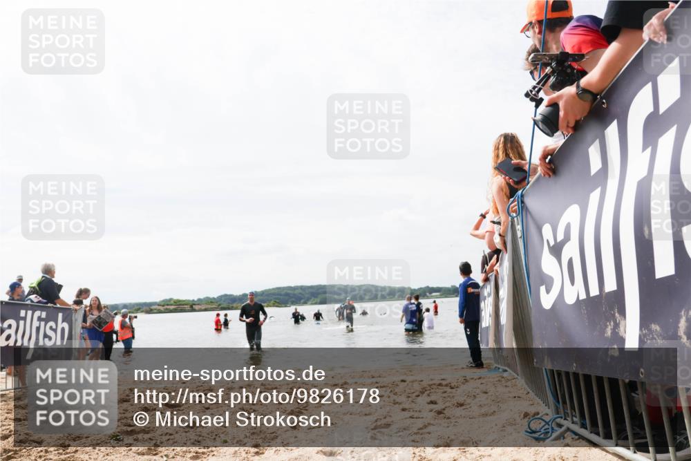 21.06.2026 - Viking Triathlon Michael Strokosch http://msf.ph/oto/9826178 21.06.2026 10:38:17 Schwimmen 80, 99, 315, 465 meine-sportfotos.de