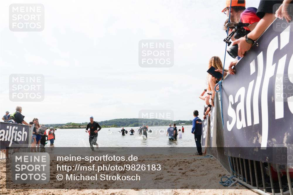 21.06.2026 - Viking Triathlon Michael Strokosch http://msf.ph/oto/9826183 21.06.2026 10:38:19 Schwimmen 80, 99, 315, 465 meine-sportfotos.de