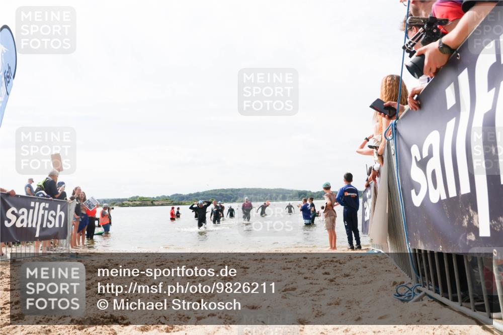 21.06.2026 - Viking Triathlon Michael Strokosch http://msf.ph/oto/9826211 21.06.2026 10:38:28 Schwimmen 316, 465 meine-sportfotos.de