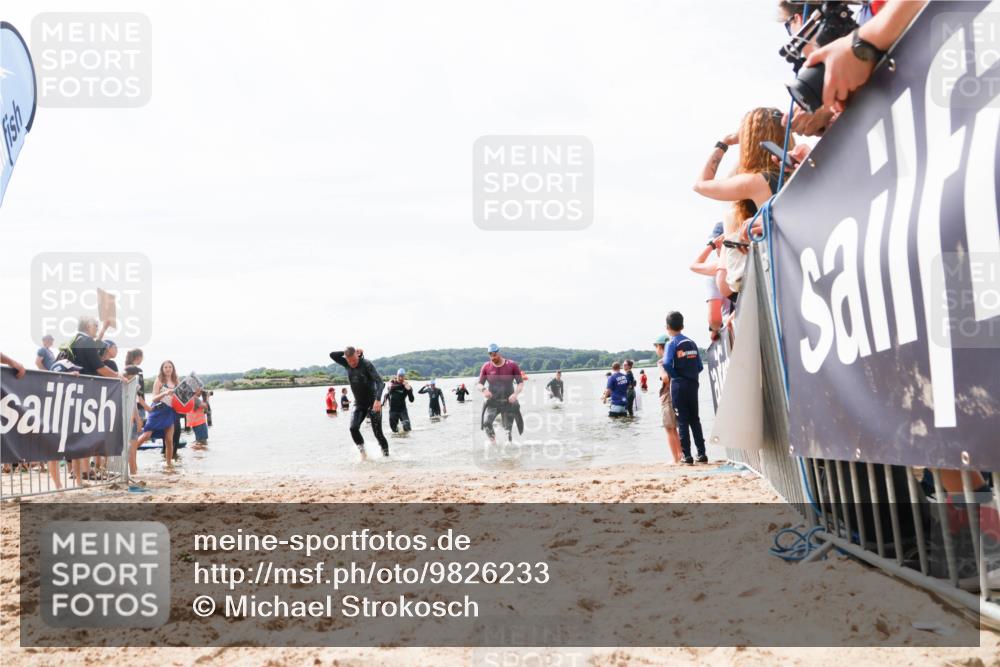 21.06.2026 - Viking Triathlon Michael Strokosch http://msf.ph/oto/9826233 21.06.2026 10:38:35 Schwimmen 55, 300, 316, 397, 546, 567 meine-sportfotos.de