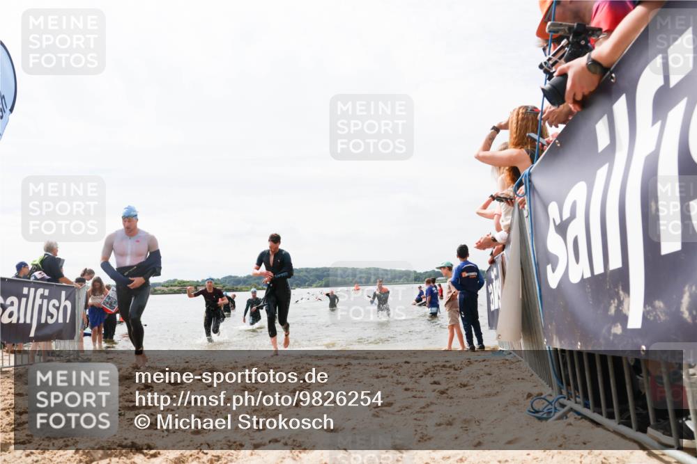 21.06.2026 - Viking Triathlon Michael Strokosch http://msf.ph/oto/9826254 21.06.2026 10:38:42 Schwimmen 53, 55, 300, 303, 397, 546, 567 meine-sportfotos.de