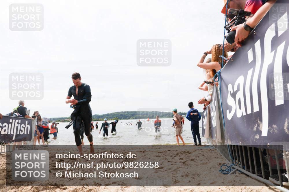 21.06.2026 - Viking Triathlon Michael Strokosch http://msf.ph/oto/9826258 21.06.2026 10:38:44 Schwimmen 53, 55, 144, 300, 303, 397, 546, 567 meine-sportfotos.de