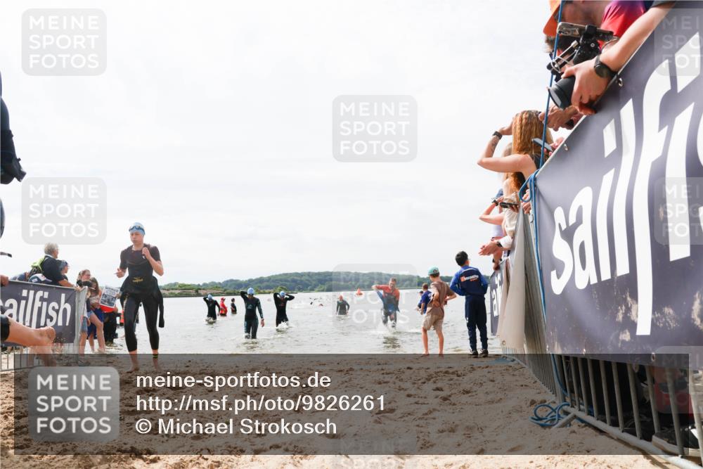 21.06.2026 - Viking Triathlon Michael Strokosch http://msf.ph/oto/9826261 21.06.2026 10:38:45 Schwimmen 53, 55, 144, 303, 397, 419, 546 meine-sportfotos.de