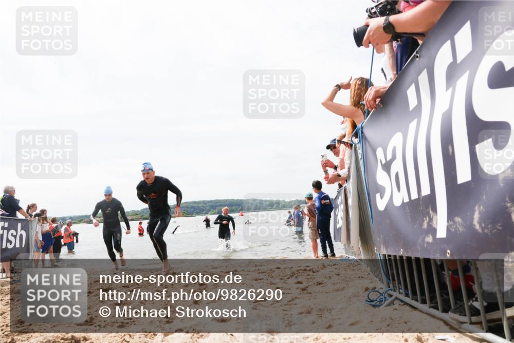 21.06.2026 - Viking Triathlon Michael Strokosch http://msf.ph/oto/9826290 21.06.2026 10:38:54 Schwimmen 53, 144, 303, 419, 666 meine-sportfotos.de
