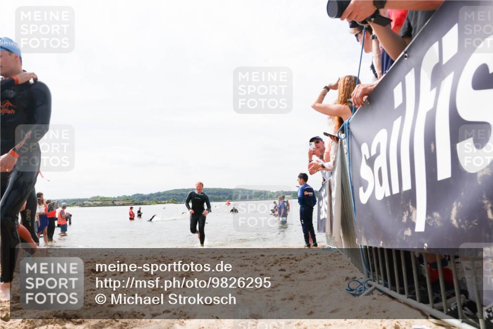 21.06.2026 - Viking Triathlon Michael Strokosch http://msf.ph/oto/9826295 21.06.2026 10:38:56 Schwimmen 144, 419, 666 meine-sportfotos.de