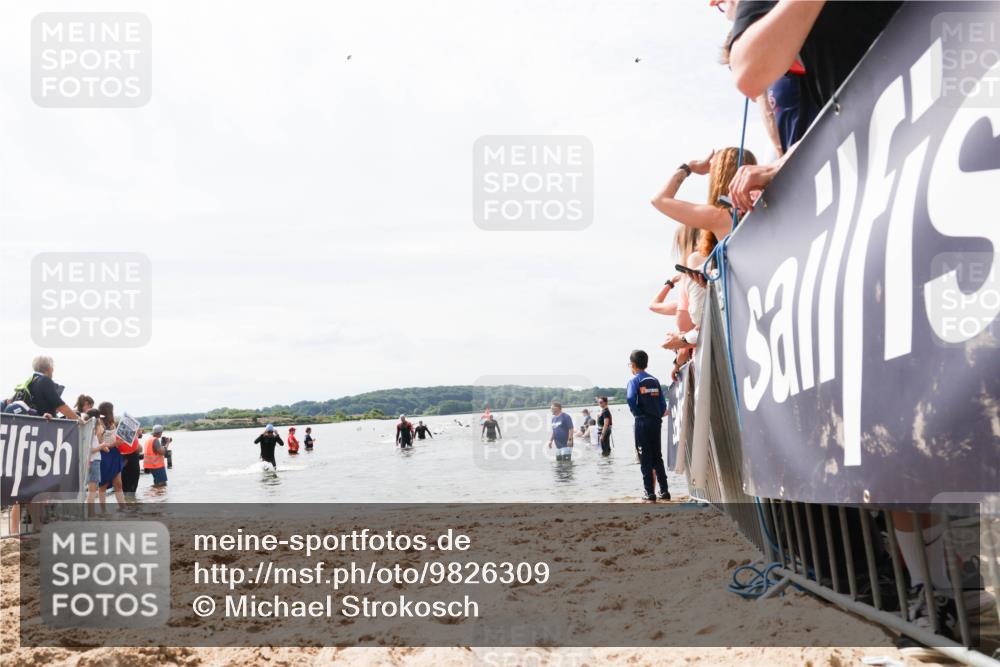 21.06.2026 - Viking Triathlon Michael Strokosch http://msf.ph/oto/9826309 21.06.2026 10:39:01 Schwimmen 559, 666 meine-sportfotos.de