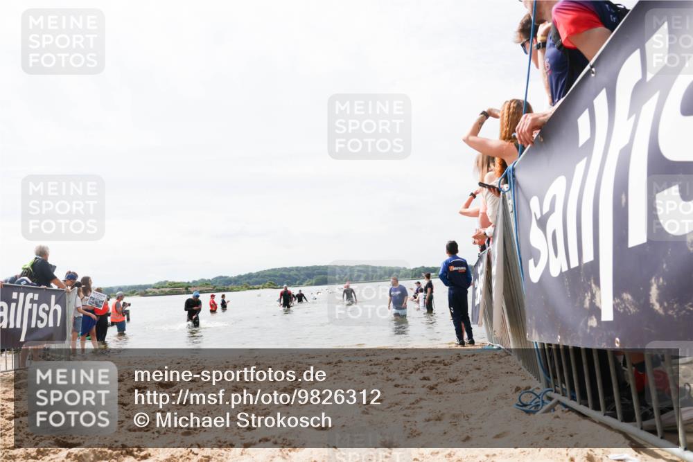 21.06.2026 - Viking Triathlon Michael Strokosch http://msf.ph/oto/9826312 21.06.2026 10:39:02 Schwimmen 559, 666 meine-sportfotos.de