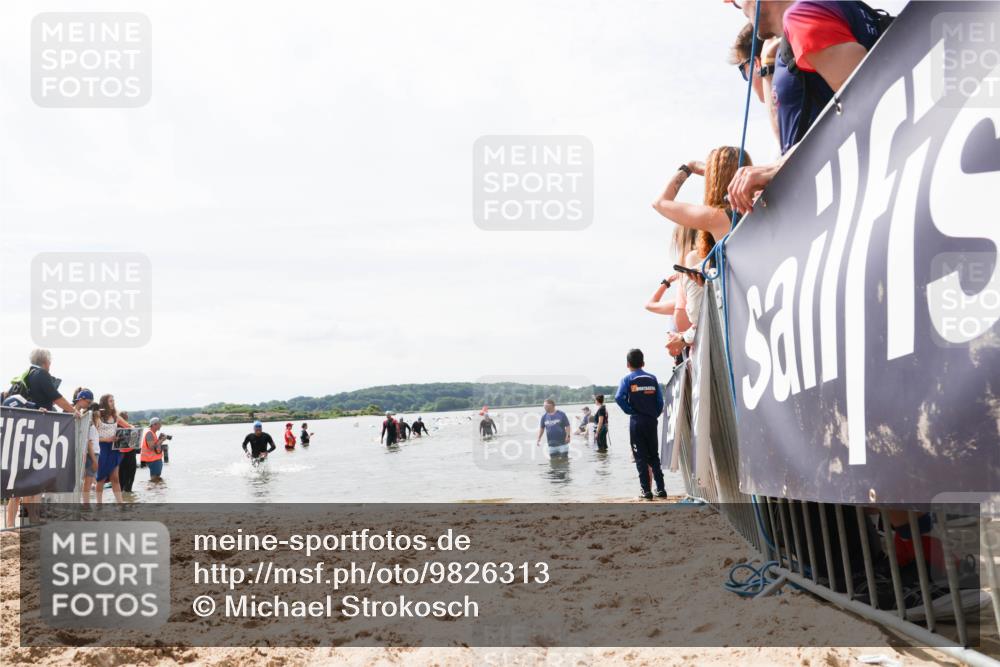 21.06.2026 - Viking Triathlon Michael Strokosch http://msf.ph/oto/9826313 21.06.2026 10:39:02 Schwimmen 559, 666 meine-sportfotos.de