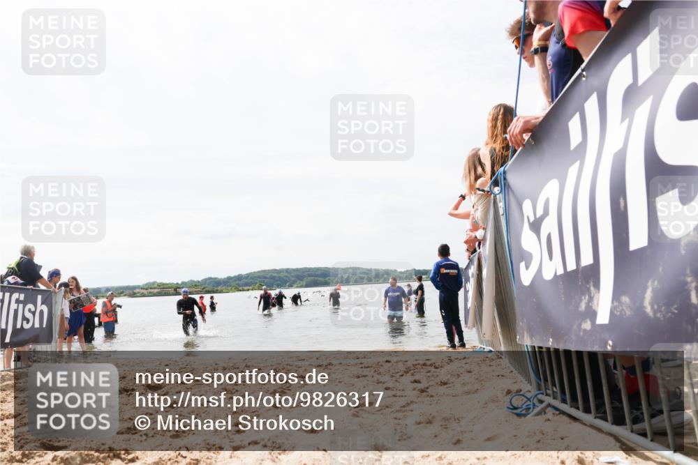 21.06.2026 - Viking Triathlon Michael Strokosch http://msf.ph/oto/9826317 21.06.2026 10:39:03 Schwimmen 559, 666 meine-sportfotos.de