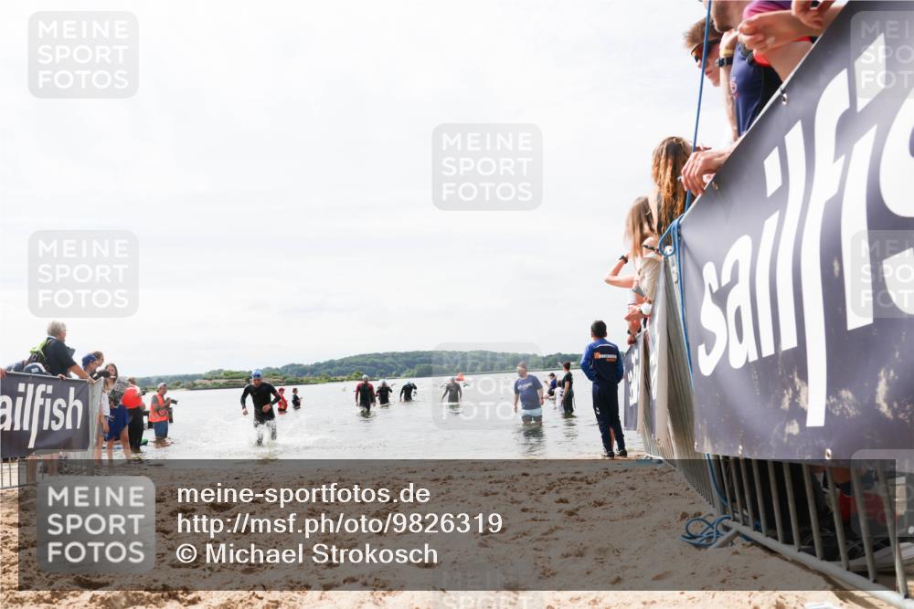 21.06.2026 - Viking Triathlon Michael Strokosch http://msf.ph/oto/9826319 21.06.2026 10:39:04 Schwimmen 559 meine-sportfotos.de